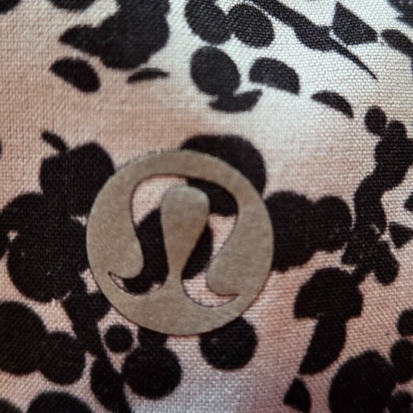 Lululemon Pace Rival Skirt (Regular) *No Panels - 4 Chirakasu Alpine White/Black - Picture 6 of 8